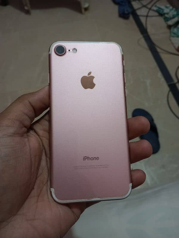 Iphone 7 128 GB PTA Approved New Condition 1