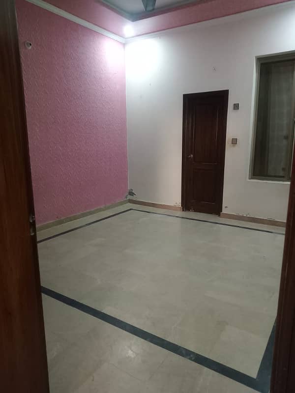 Ground Floor For Rent in Ghouri Town Near Taanga Chowk Express way 2