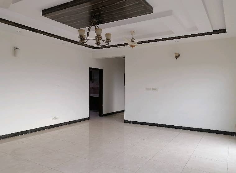 Flat Of 12 Marla In Askari 11 - Sector B Apartments For sale 4