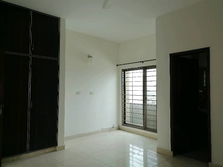 Flat Of 12 Marla In Askari 11 - Sector B Apartments For sale 9