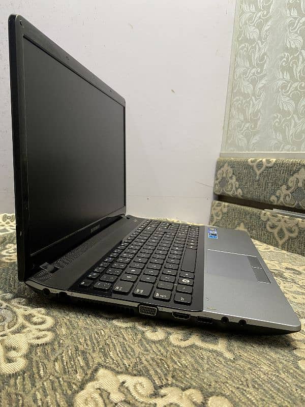 Samsung laptop 3