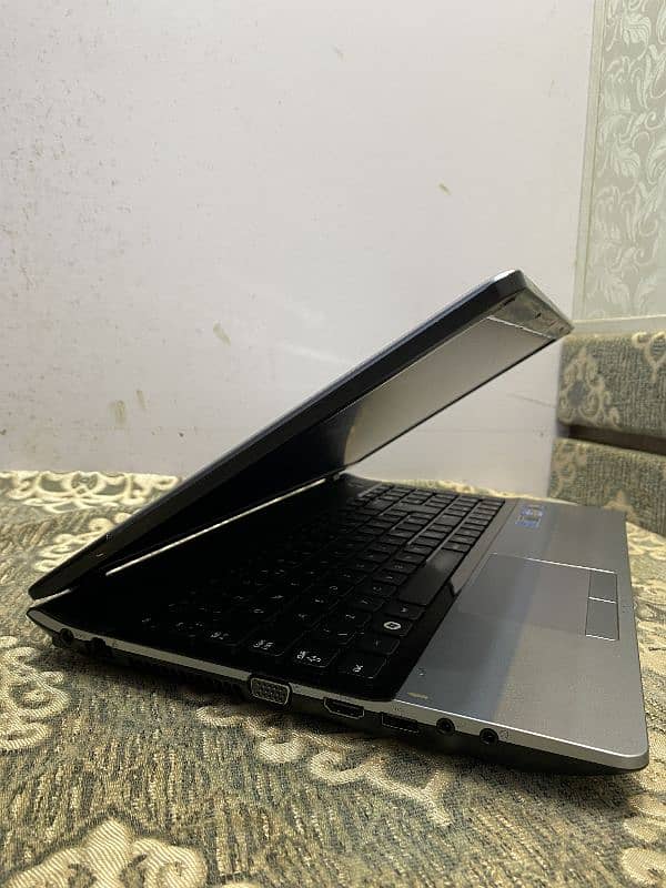 Samsung laptop 4