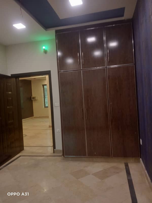 10 Marla ViP Upper portion urgent for rent in sabzazar 1