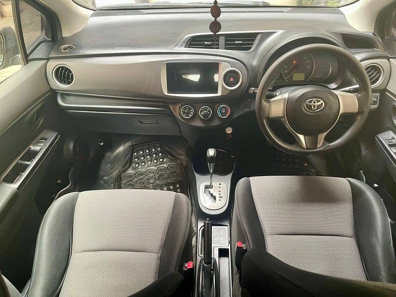 Toyota Vitz 2014 11