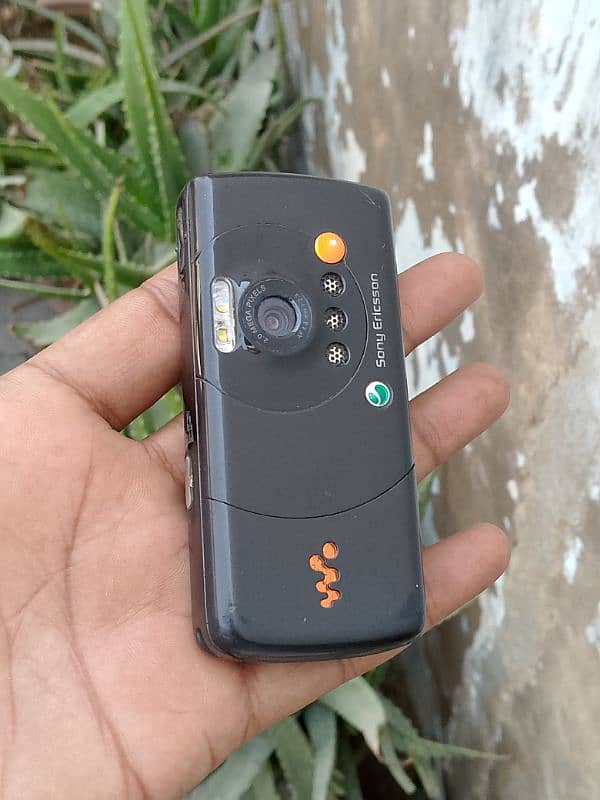 Sony Ericsson w810i call 03282973951 4