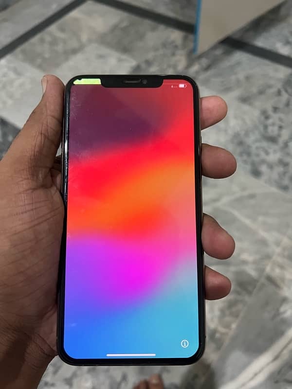 Iphone 11 pro max PTA Approved 4