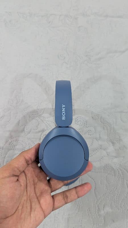 Sony WH-CH520 1