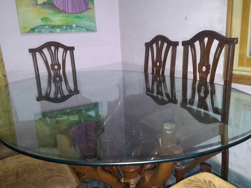 six seater glass dinning table 0