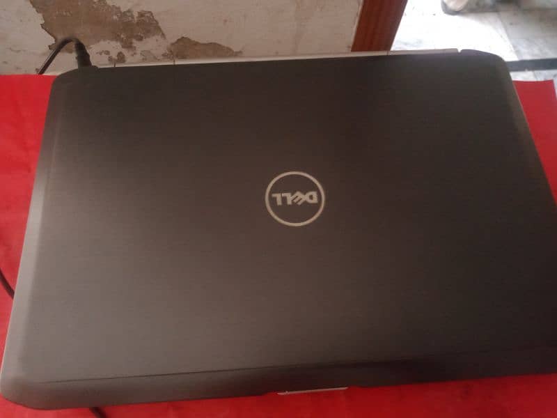 Dell latitude E5420 core i5 8gb ram 250gb hard 4