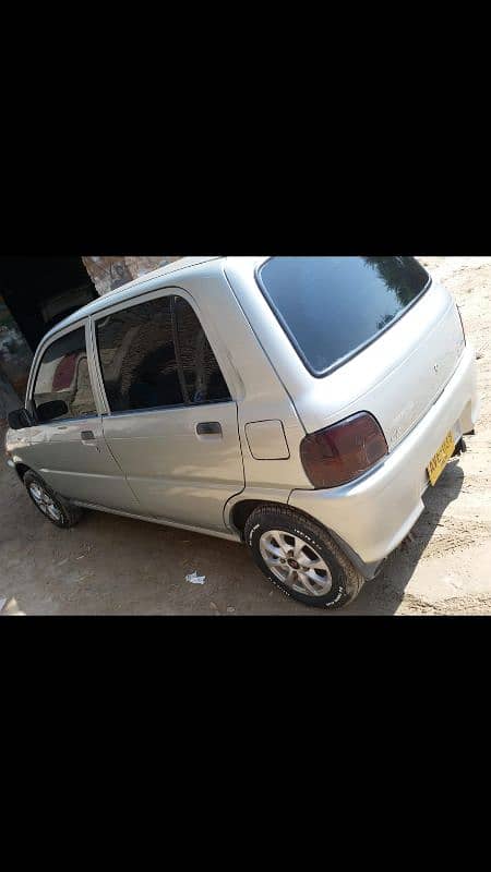 Daihatsu Cuore 2011 0