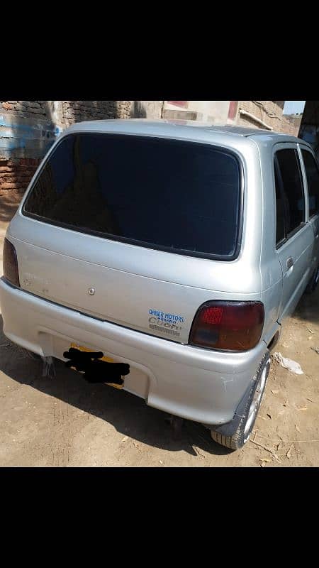 Daihatsu Cuore 2011 4