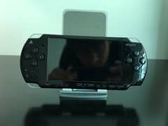 Playstion Portable (PSP) (Needs batery)