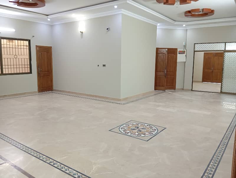 three bed dd ground floor portion for rent in johar 5