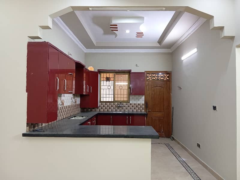 three bed dd ground floor portion for rent in johar 12