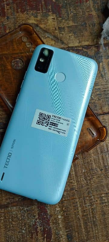 tecno spark 6 go 4