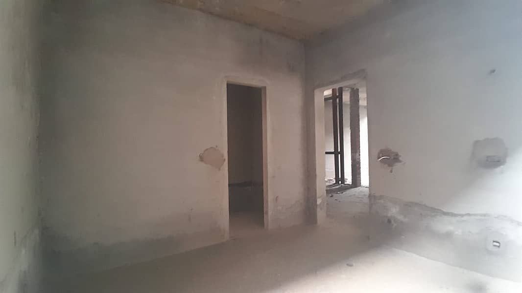 GRAY STRUCTURE HOUSE 13 MARLA WITH BASEMENT AVAILABLE FOR SALE IN BAHRIA ORCHARD LAHORE 13