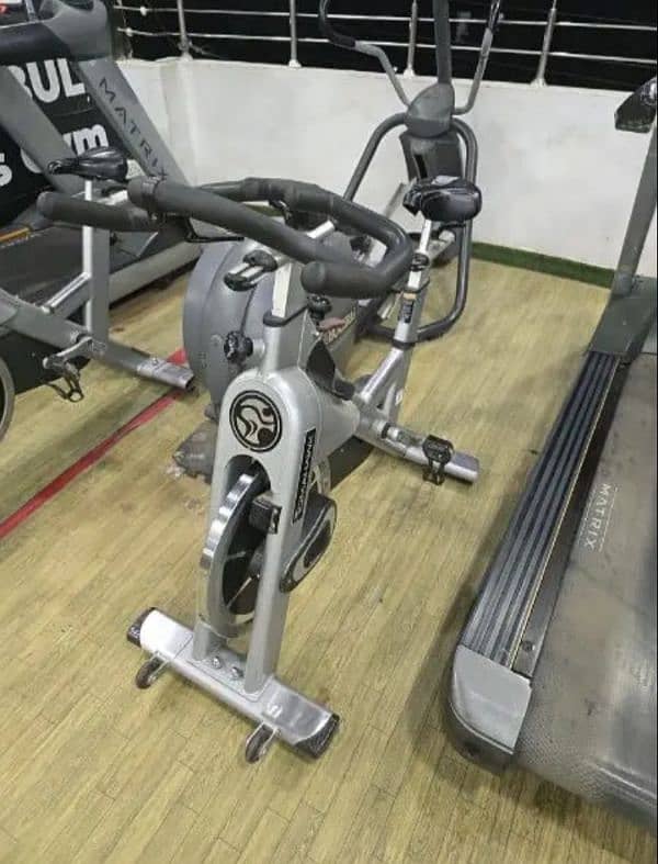 Running Gym and Equipment For Sale 5