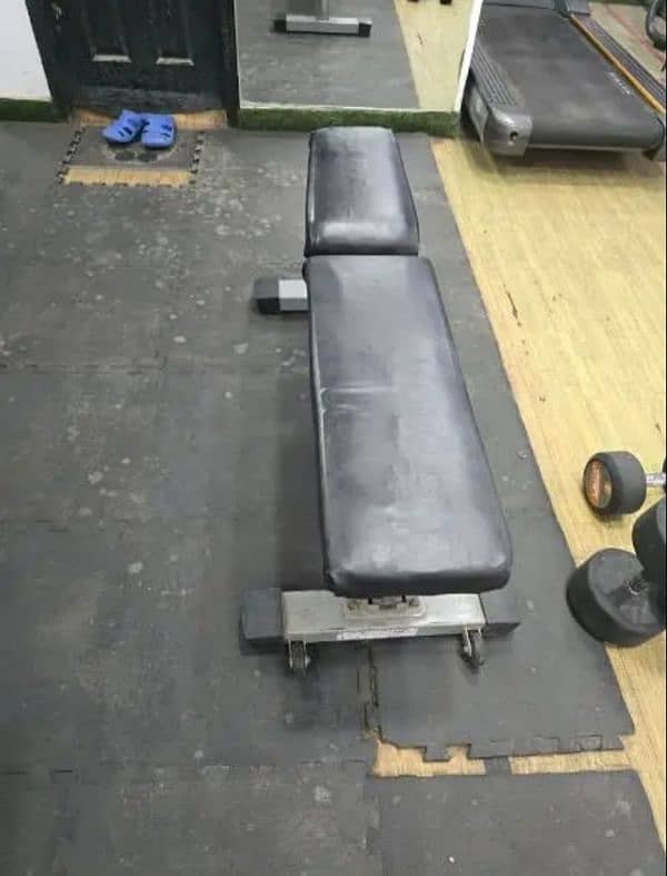 Running Gym and Equipment For Sale 14