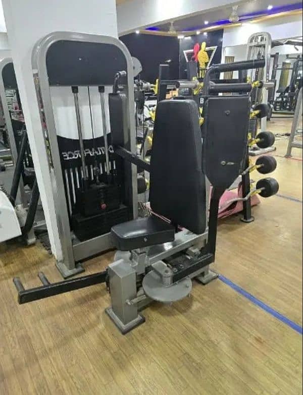 Running Gym and Equipment For Sale 18