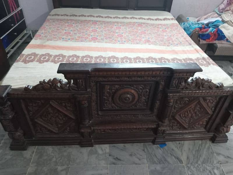 chinyoti king size bed for sale 0