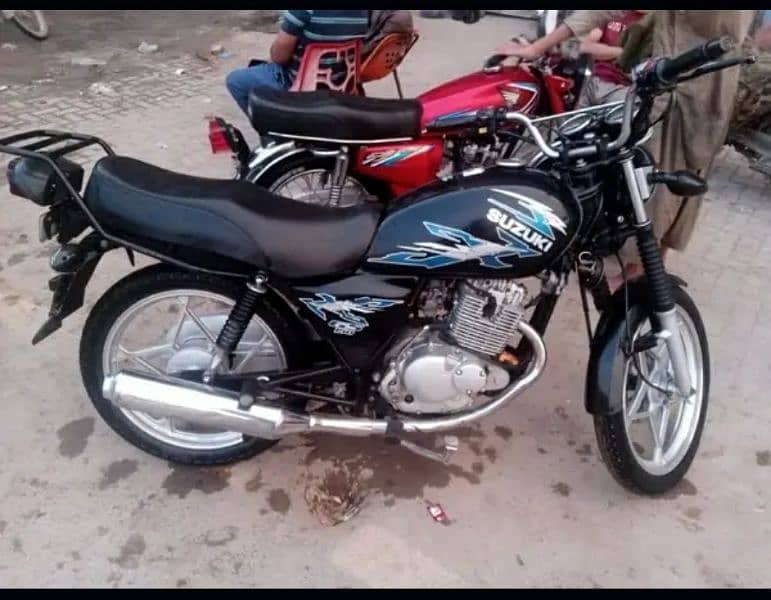 Suzuki gs 150 1