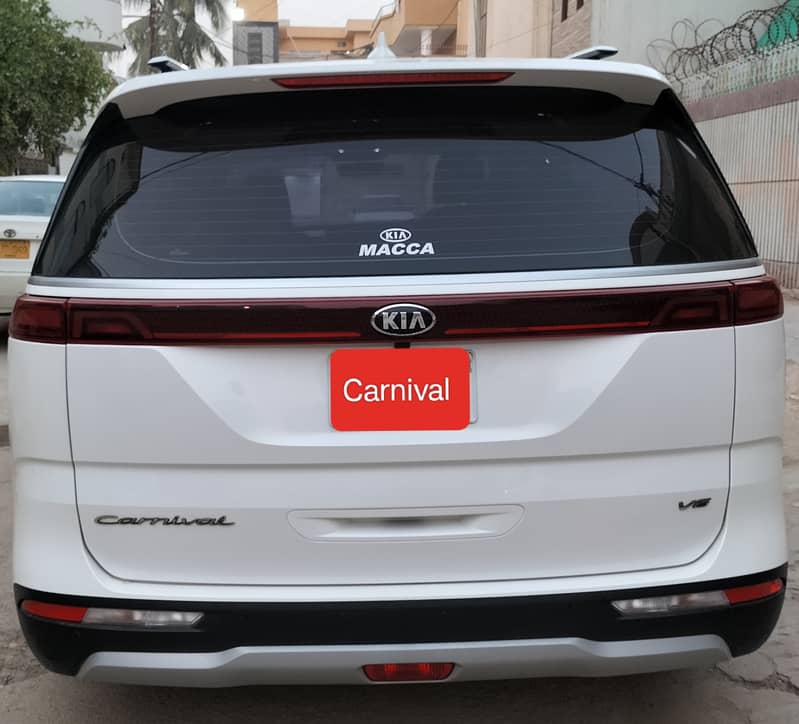 KIA  Carnival 2022 Limited Edition 4