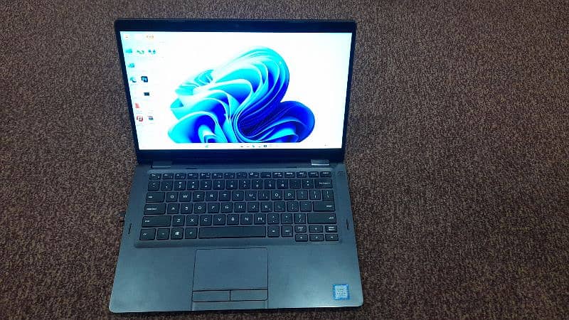 Dell Touchscreen +360rotate Cor i5 8th generation (Ram16GB ssd256GB 0