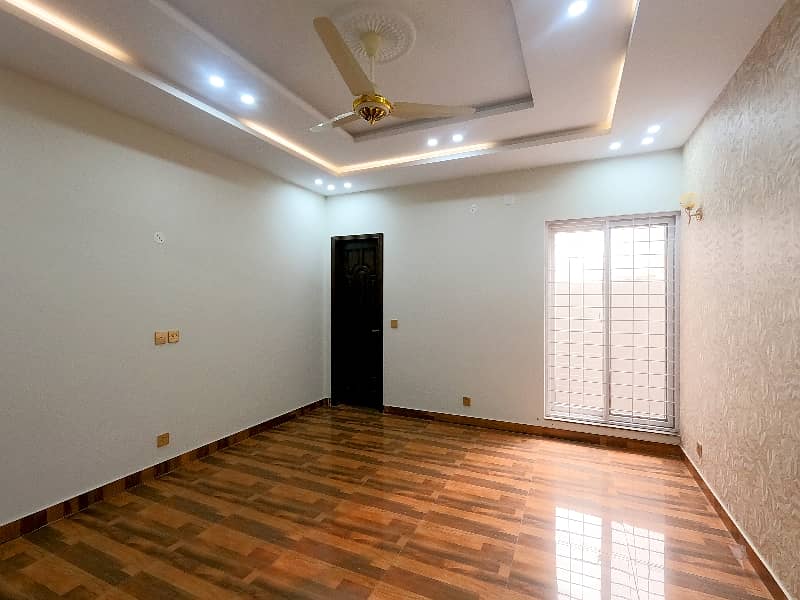 Prime Location House For Sale In Bankers Housing Society - Block B Lahore 11