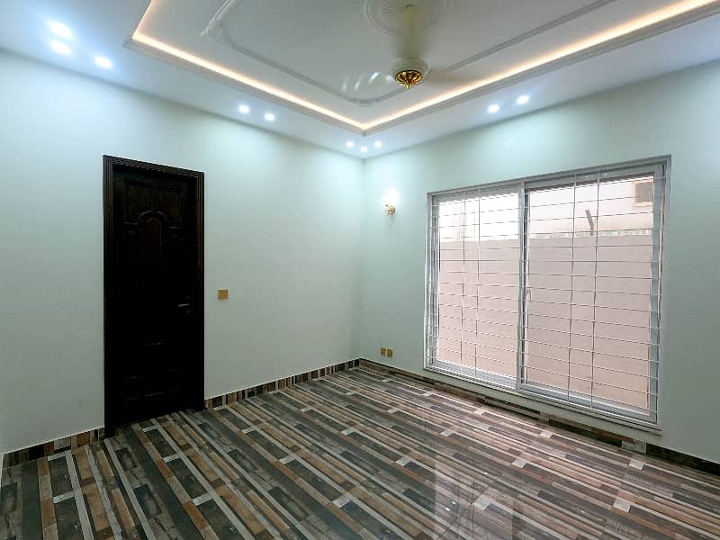 Prime Location House For Sale In Bankers Housing Society - Block B Lahore 13