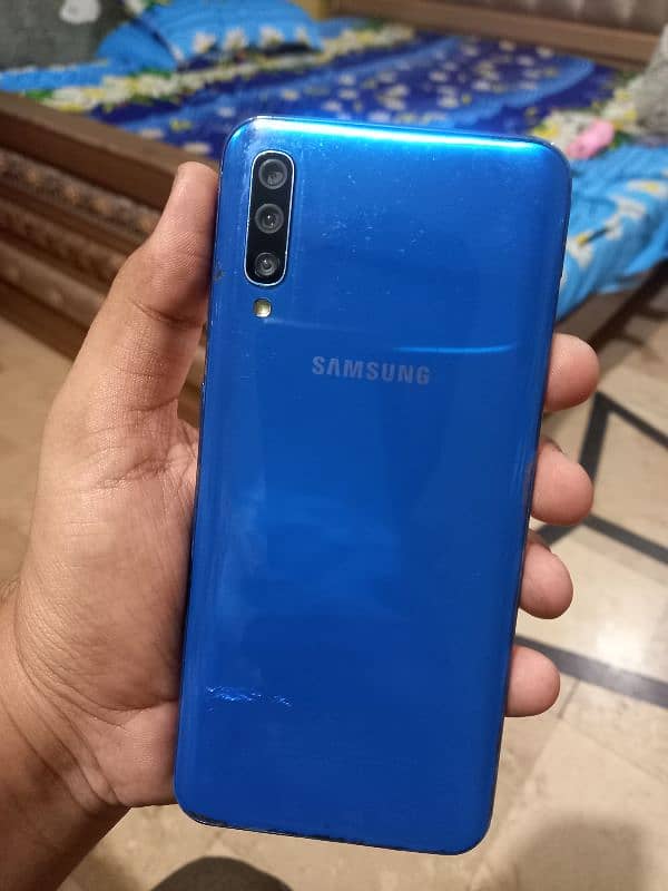 samsung A50 4.128gb 8