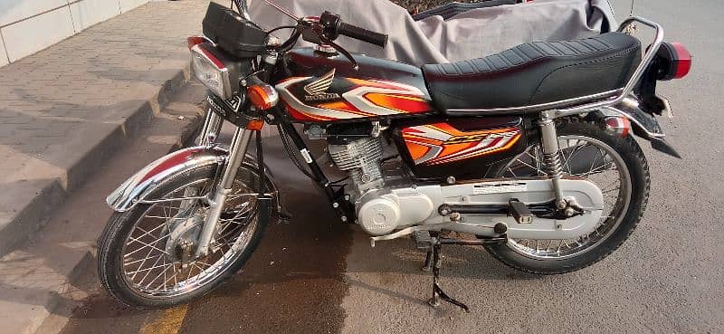 Honda 125 new condition six June 2022 3