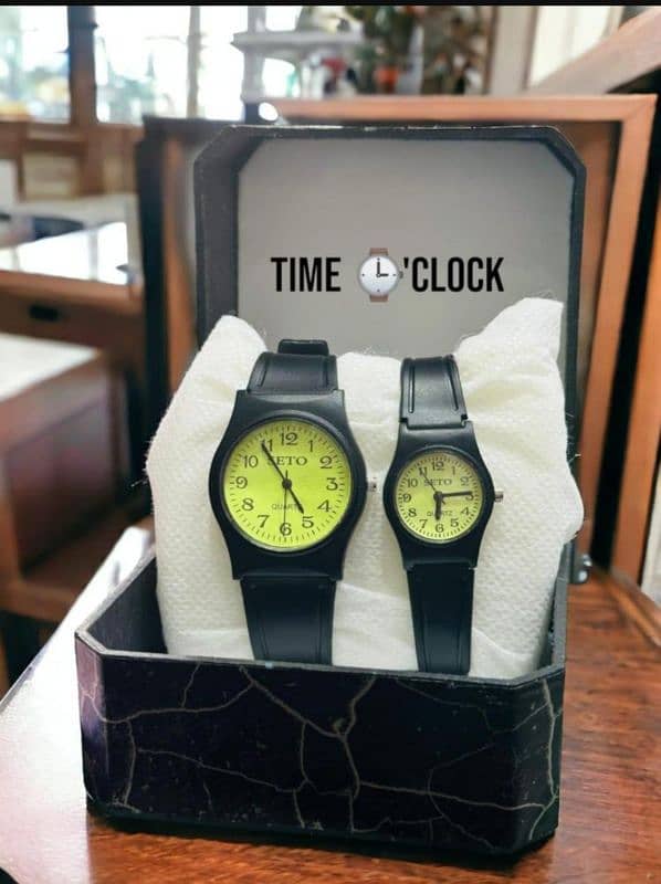 fashionable watches for couples 0