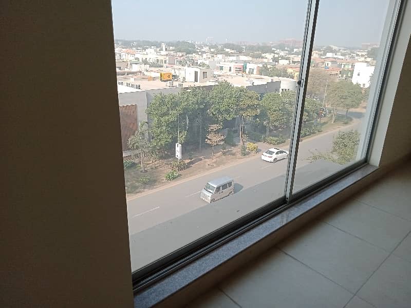 04 MARLA OFFICE 3RD FLOOR WITH ELEVATOR EXCELLENT LOCATION 22