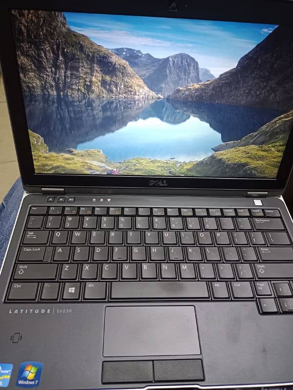 core(TM) i5_3 Gen latitude E6230 3