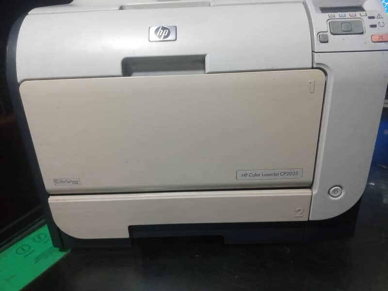 HP Color Leserjet CP2025 2