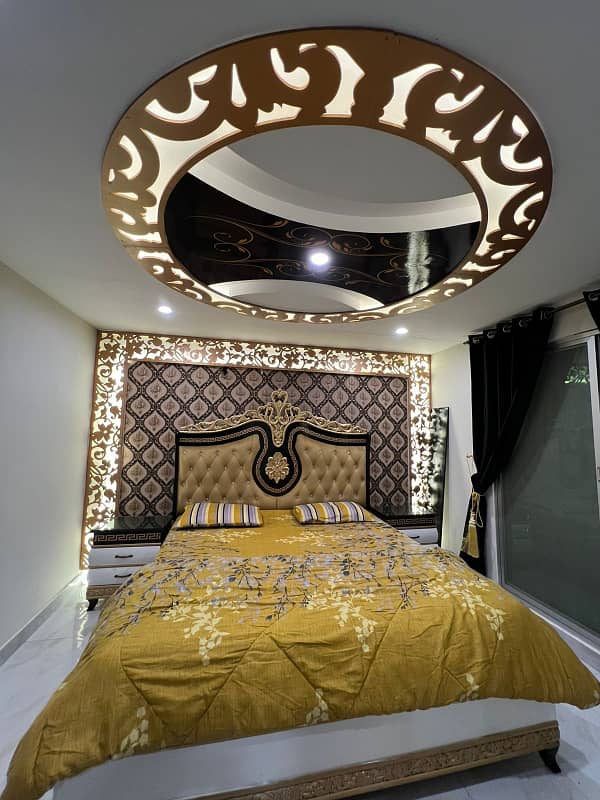 One bed brand new luxury apartment on daily basis & weekly basis bahria town lahore 1