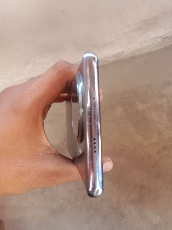 Tecno Spark 20 Pro Plus 2