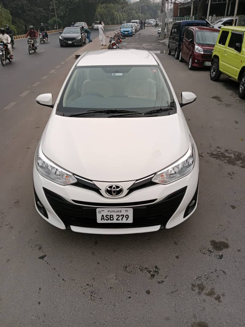 Toyota Yaris 2023 1.3 Ativ 19