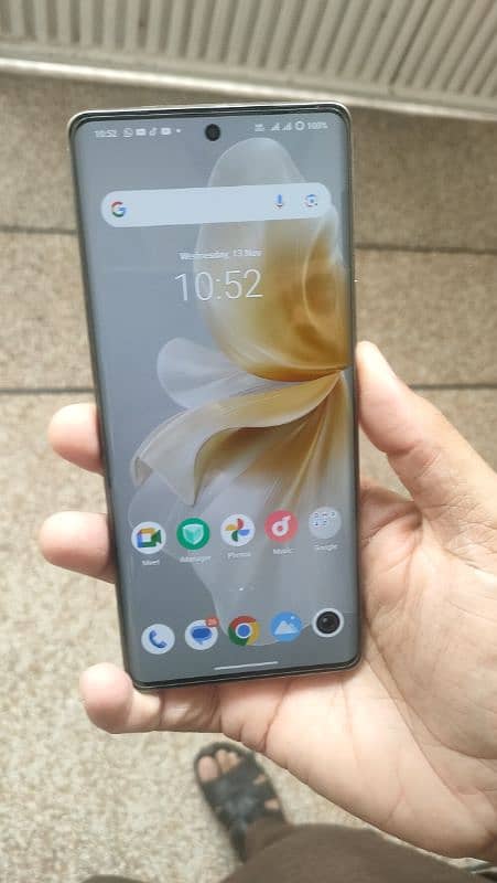 vivo v30e 10/10 1