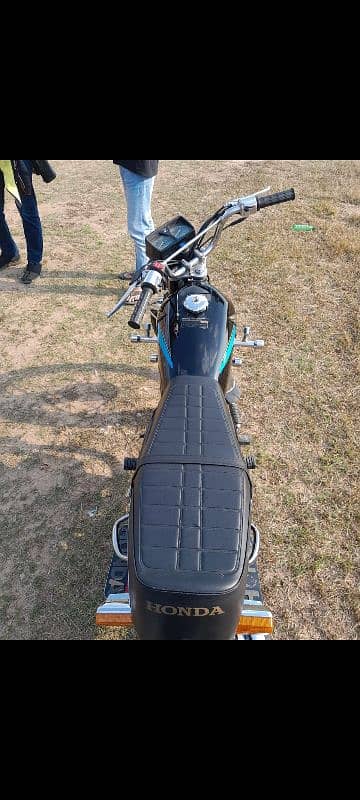 Honda 125 urgent sale krna hay shoqeen bhai rabta karay 6