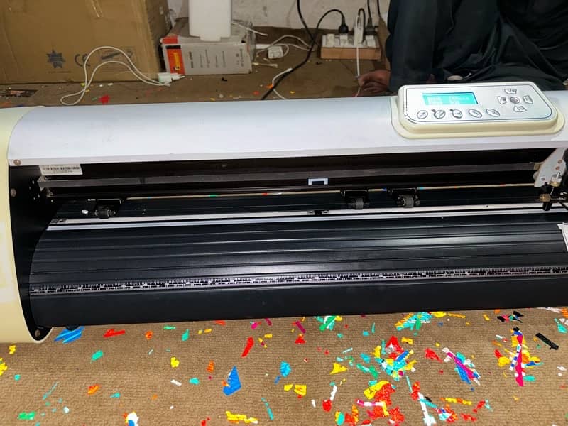 Cutting Plotter all sheet cutt Garments or GalssDesign o3o54l7l455 0