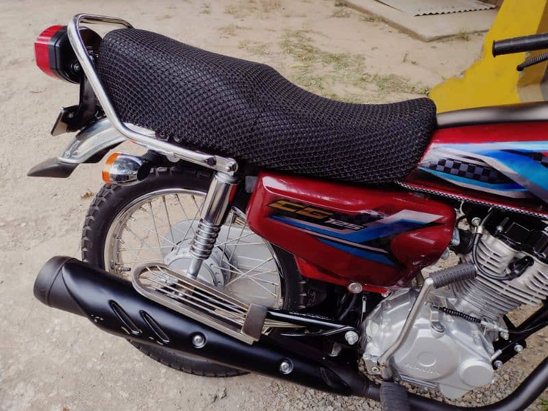 Honda 125 in lahore 2