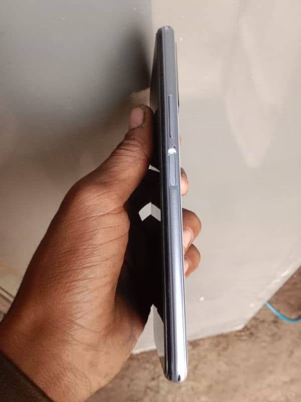 vivo y20 4 64 ram ha change bi jay ga aghar Kasi bhi na kana 1