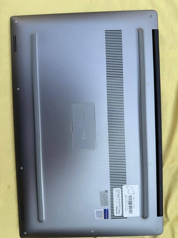 Dell precision 5540 4 GB Nvidia graphics T2000 8