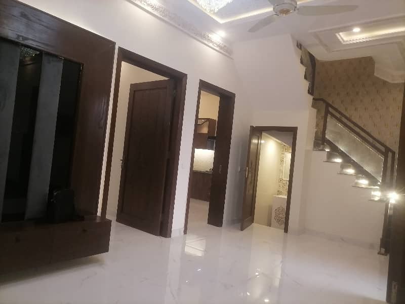 Get In Touch Now To Buy A Prime Location House In Central Park - Block A1 Lahore 4