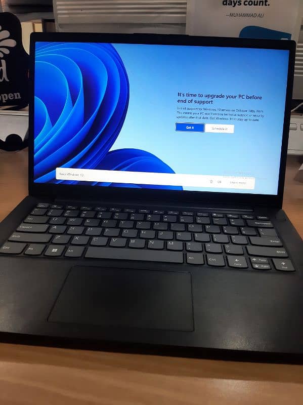 Lenovo V14 G3 1