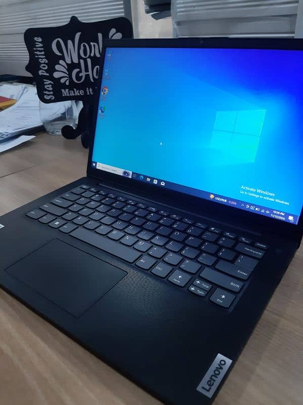 Lenovo V14 G3 5