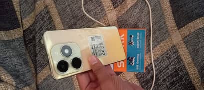 Tecno spark 20 8+8 256gb saf condition