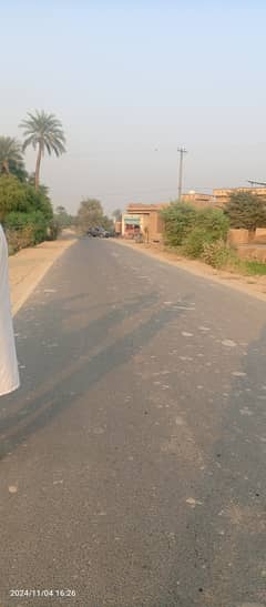 Khalid town rafyqamer road 8 mrla plot very urgent Sale very close to Rafyqamer road just 4.5 lak per mrla dmd