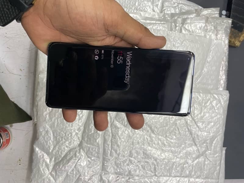 one plus 8pro pta 12 256gb ej screen 10/10 1